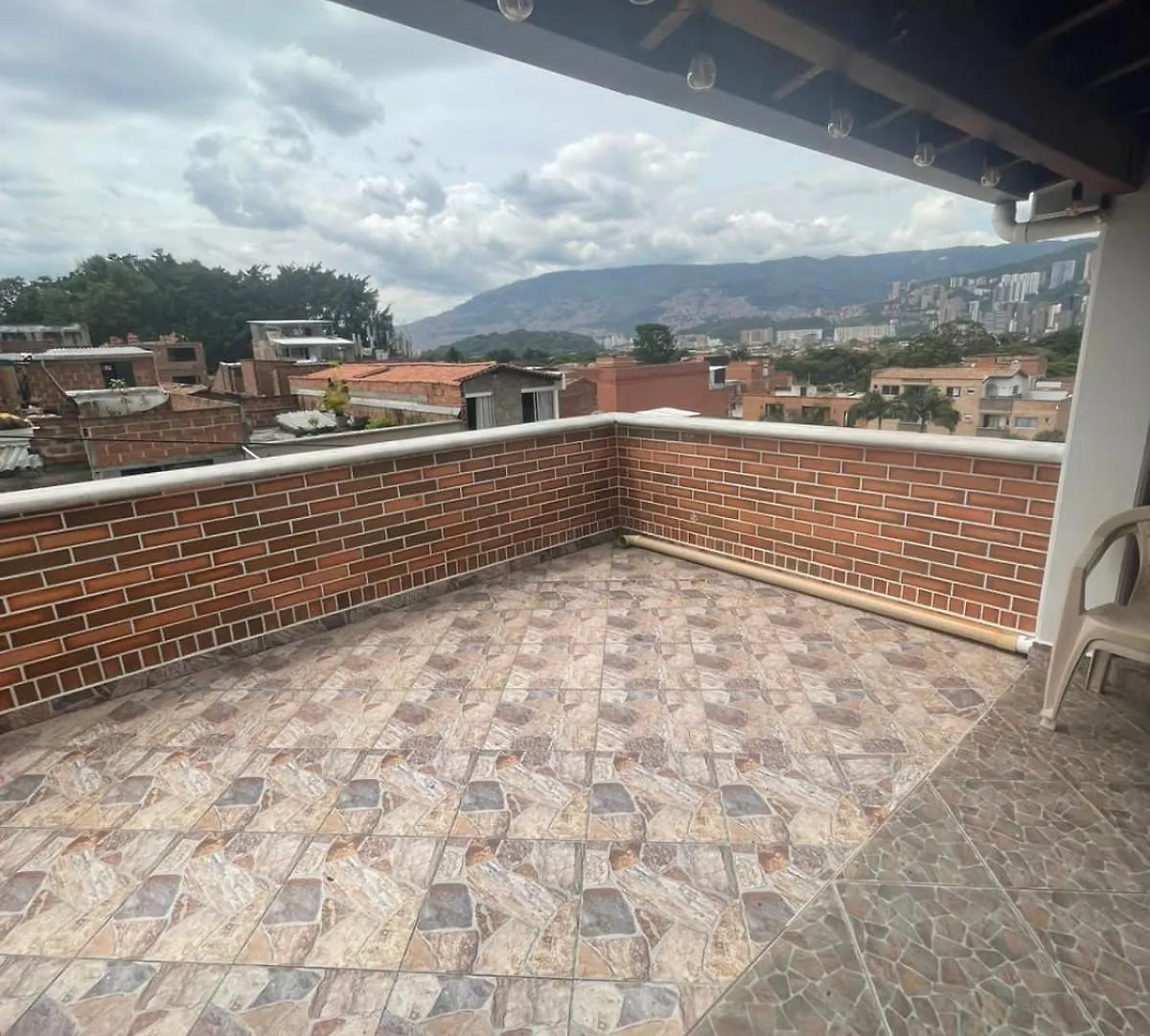 Hermosa Terraza Con Vista Al Aeropuerto Μεντεγίν
